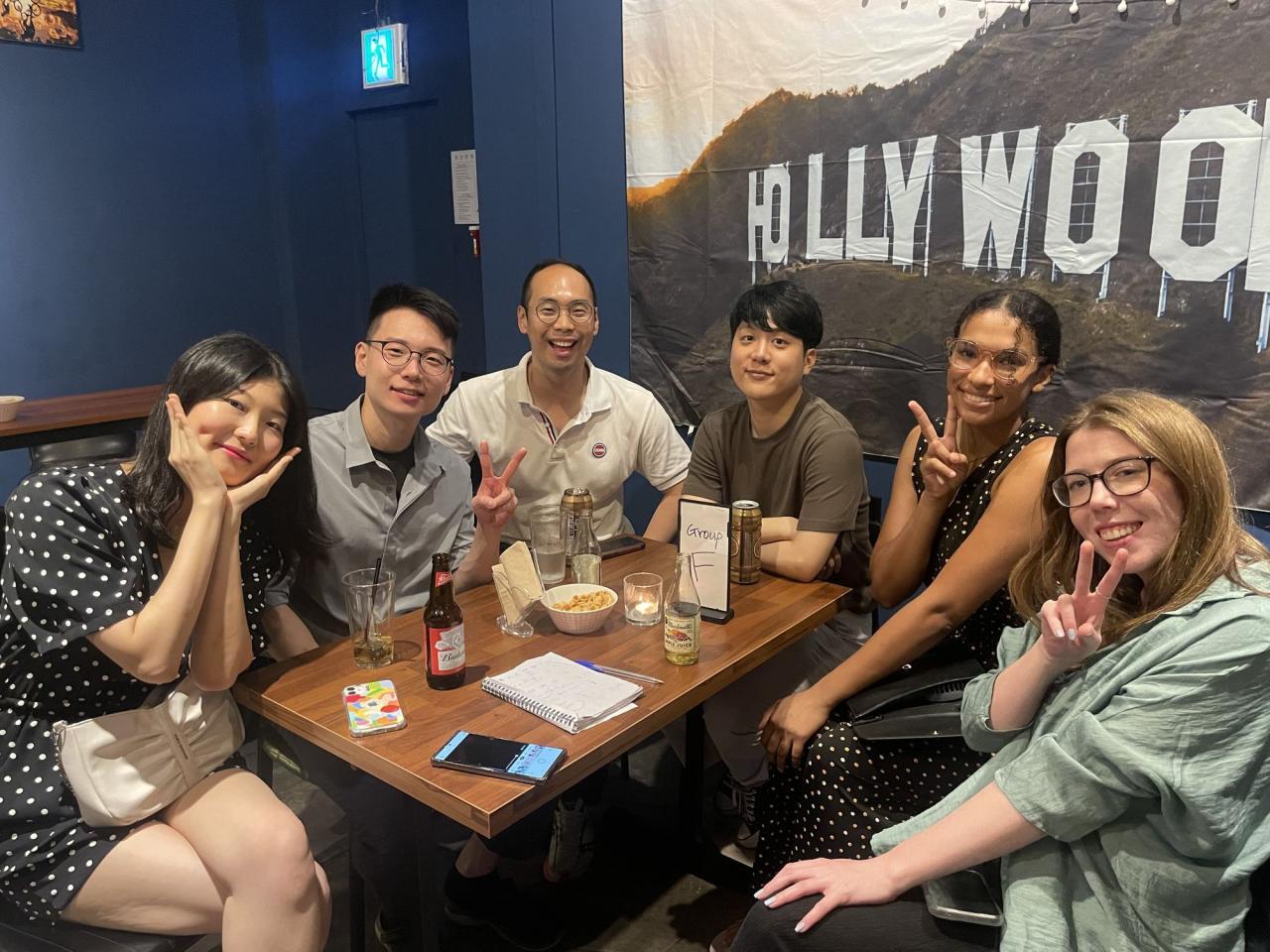 How to Make New Friends in a New Country [Tips]