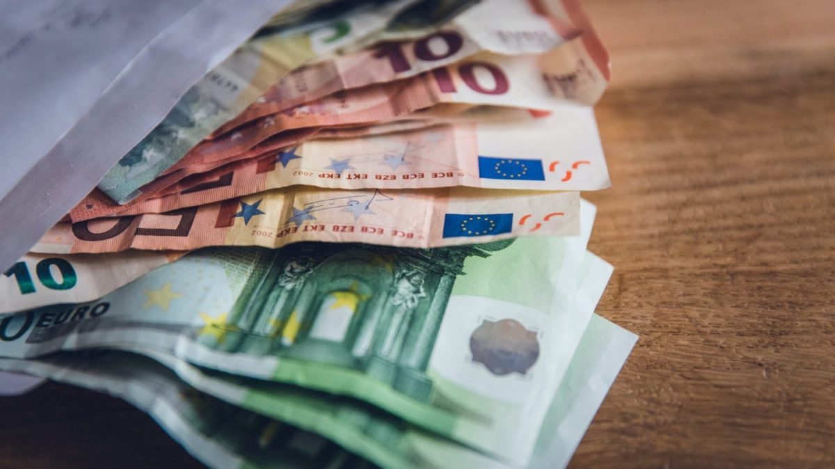 How to Avoid Foreign Transaction Fees When Traveling Abroad How to Avoid Foreign Transaction Fees When Traveling Abroad